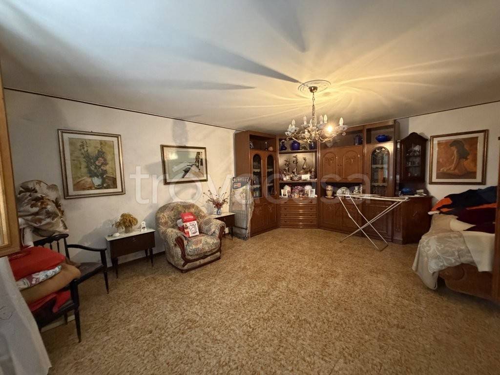 casa indipendente in vendita a Mira in zona Giovanni XXIII
