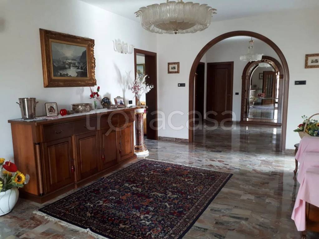 casa indipendente in vendita a Mira in zona Giovanni XXIII
