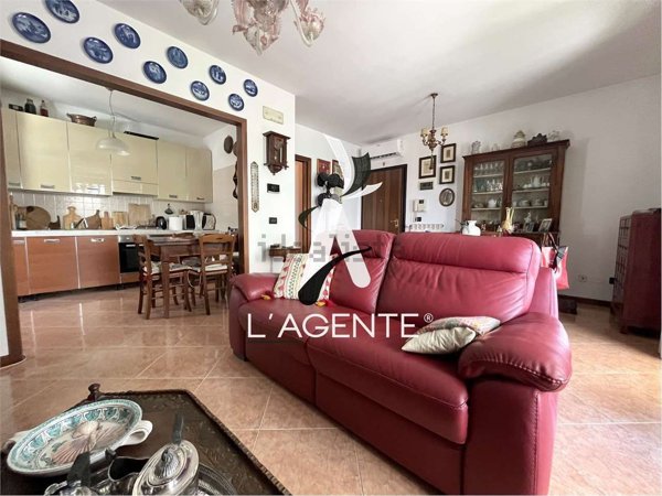 appartamento in vendita a Mira in zona Giovanni XXIII