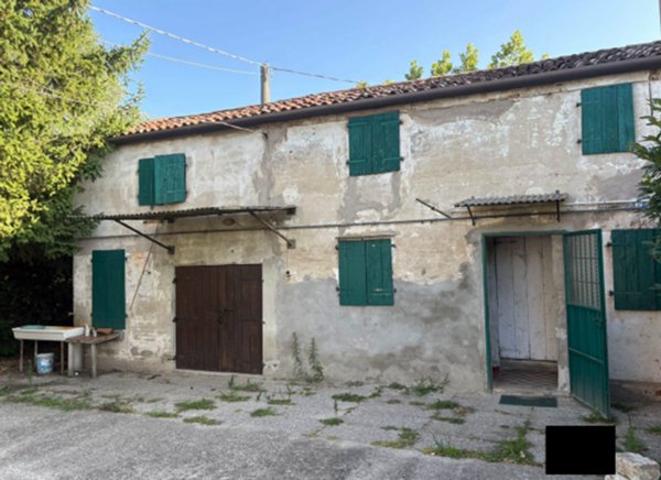 rudere in vendita a Mira in zona Piazza Vecchia