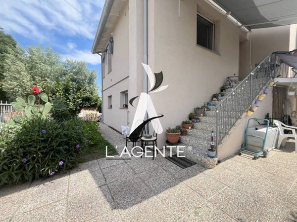 casa indipendente in vendita a Mira in zona Marano