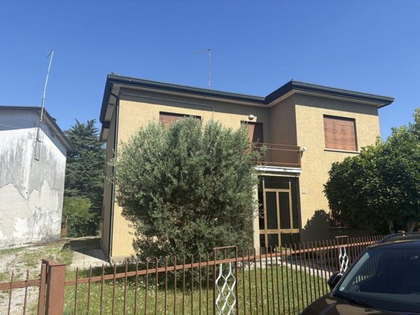 casa indipendente in vendita a Mira in zona Giovanni XXIII