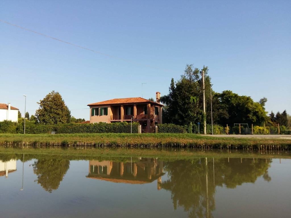 casa indipendente in vendita a Mira