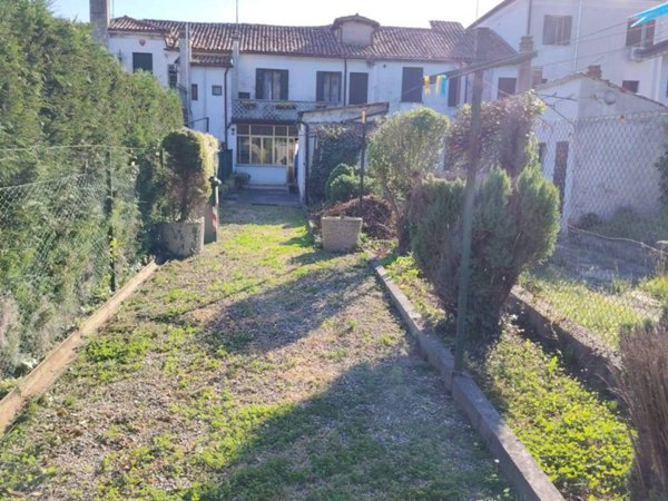 casa indipendente in vendita a Mira in zona Giovanni XXIII