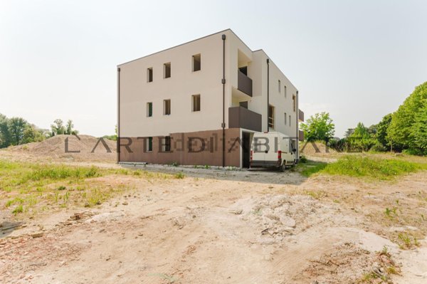appartamento in vendita a Mira in zona Giovanni XXIII