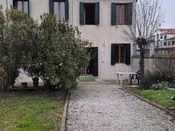 casa indipendente in vendita a Mira in zona Giovanni XXIII