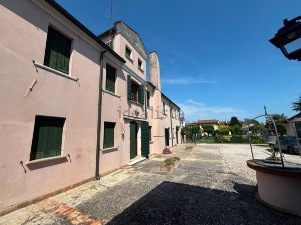 casa indipendente in vendita a Mira in zona Giovanni XXIII