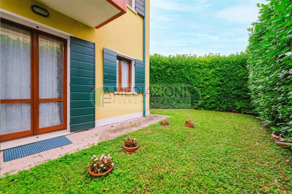 appartamento in vendita a Mira in zona Giovanni XXIII