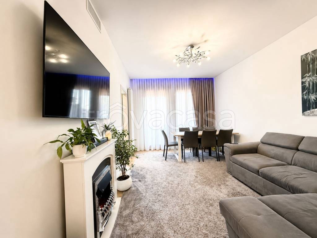 appartamento in vendita a Mira in zona Giovanni XXIII