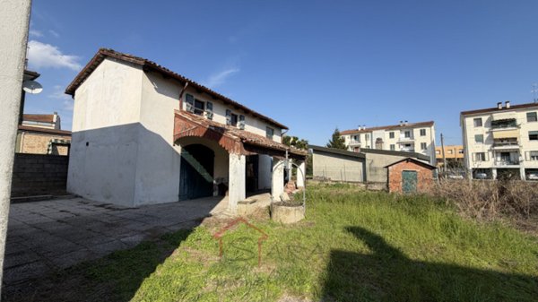 casa indipendente in vendita a Mira in zona Piazza Vecchia