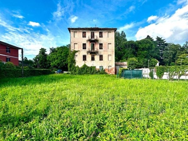 casa indipendente in vendita a Mira in zona Marano