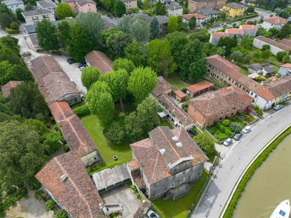 casa indipendente in vendita a Mira in zona Giovanni XXIII
