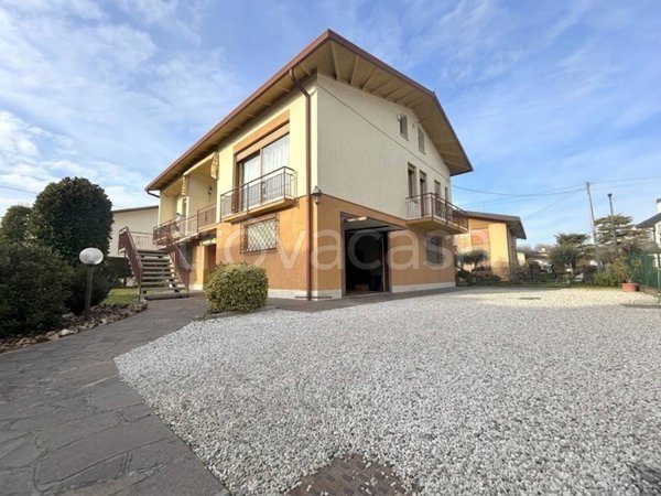 casa indipendente in vendita a Mira in zona Giovanni XXIII