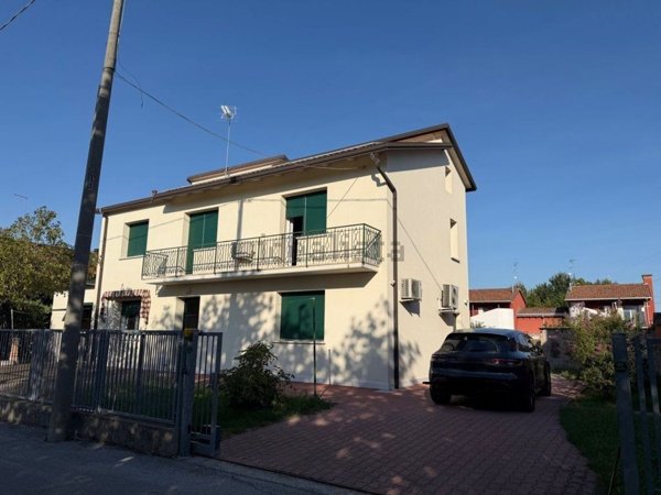 casa indipendente in vendita a Mira in zona Marano