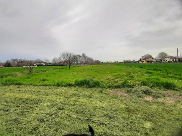 terreno in vendita a Mira in zona Marano
