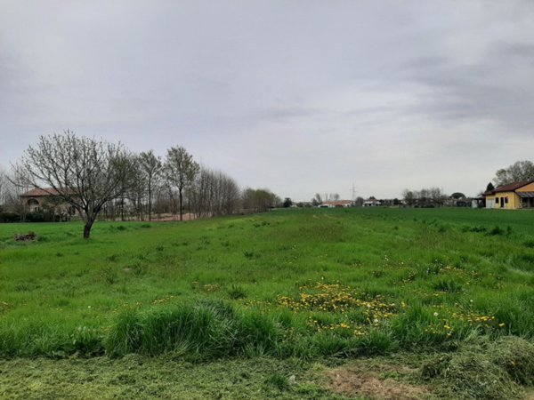 terreno in vendita a Mira in zona Marano
