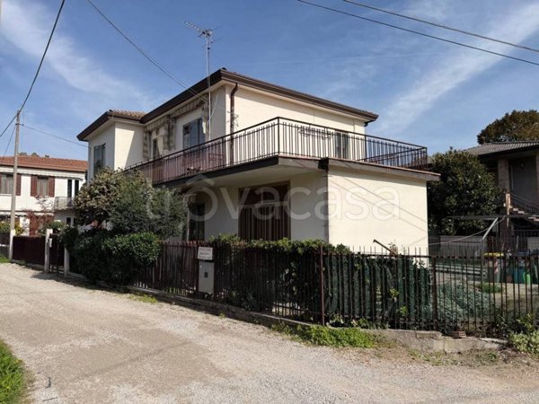 casa indipendente in vendita a Mira in zona Giovanni XXIII