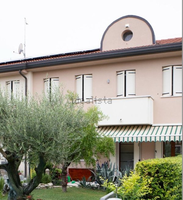 casa indipendente in vendita a Mira in zona Giovanni XXIII