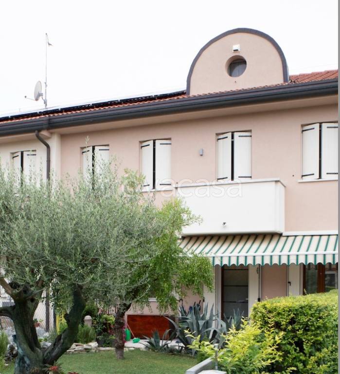 casa indipendente in vendita a Mira in zona Giovanni XXIII