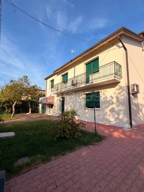 casa indipendente in vendita a Mira in zona Marano