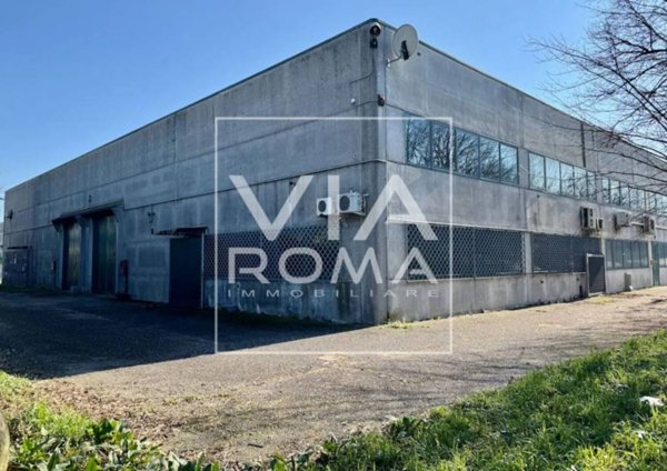 locale commerciale in vendita a Mirano