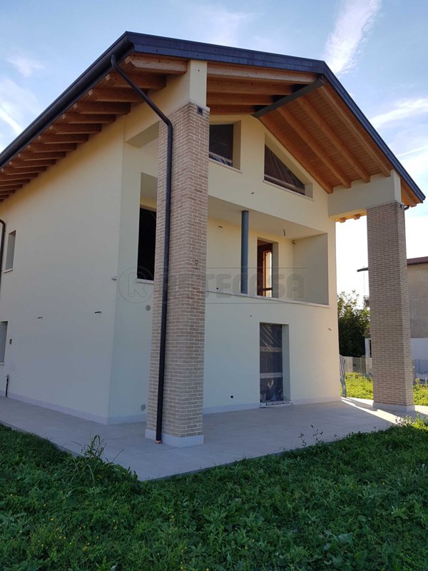 casa indipendente in vendita a Mirano in zona Zianigo
