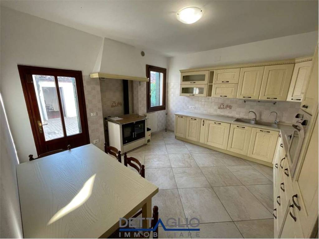 casa indipendente in vendita a Mirano