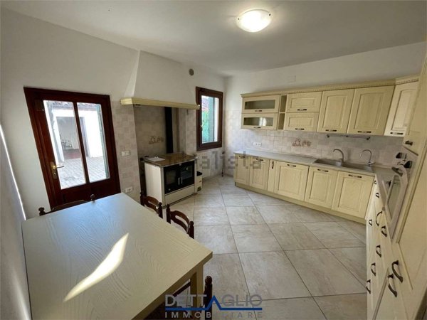 casa indipendente in vendita a Mirano
