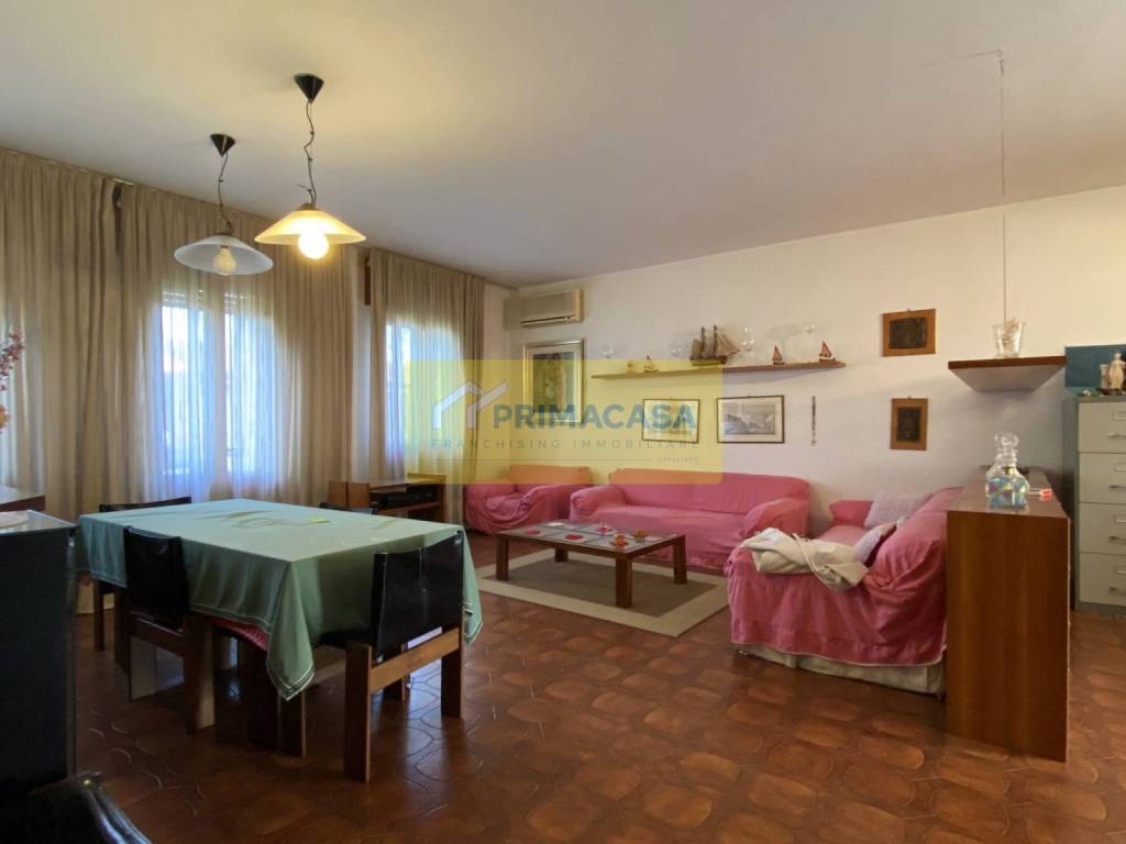 casa indipendente in vendita a Mirano in zona Zianigo