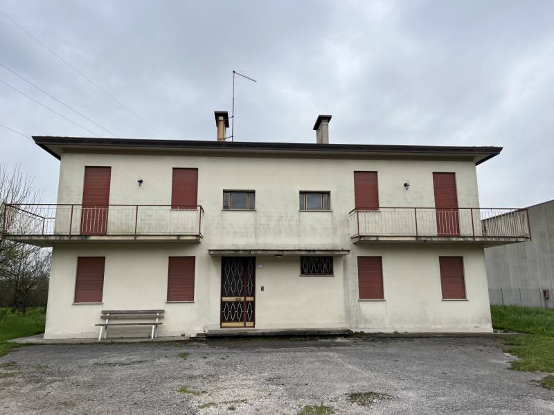 intera palazzina in vendita a Mirano