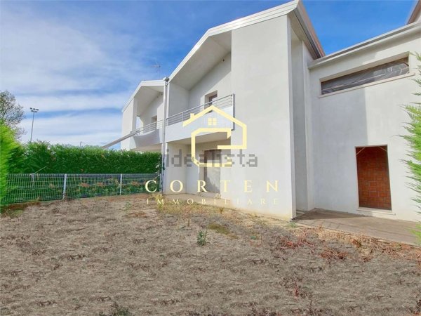 appartamento in vendita a Mirano in zona Vetrego