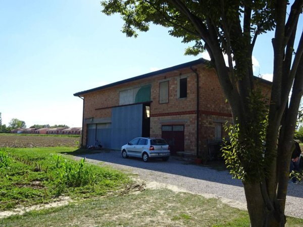 casa indipendente in vendita a Mirano in zona Vetrego