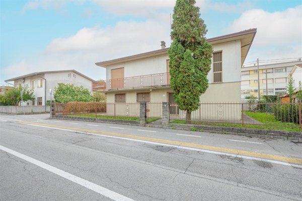 casa indipendente in vendita a Mirano