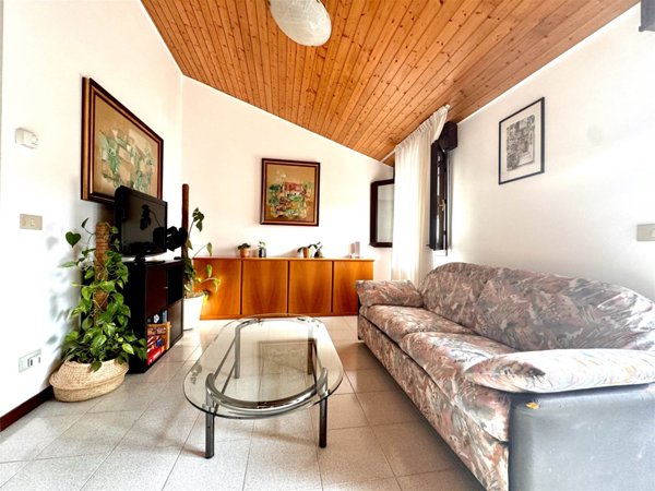 appartamento in vendita a Mirano in zona Scaltenigo