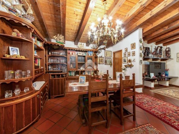 casa indipendente in vendita a Mirano in zona Scaltenigo