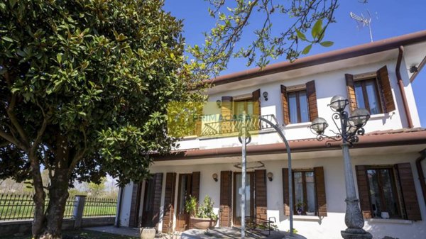 casa indipendente in vendita a Mirano in zona Ballò