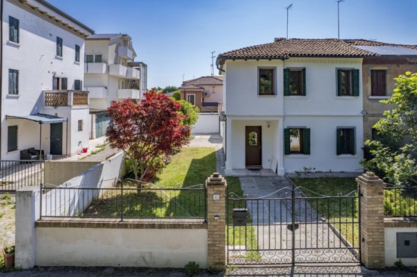 casa indipendente in vendita a Mirano