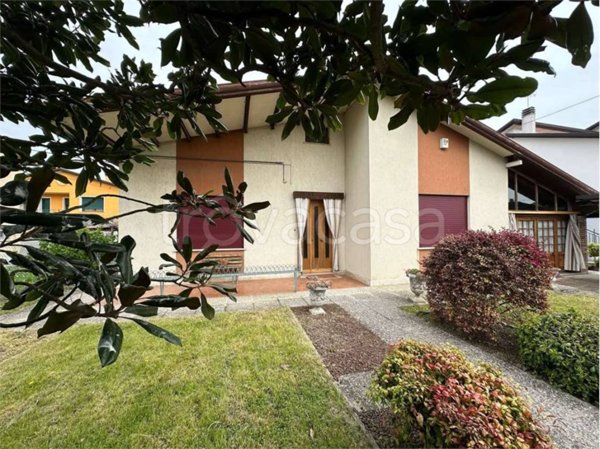 casa indipendente in vendita a Mirano in zona Zianigo