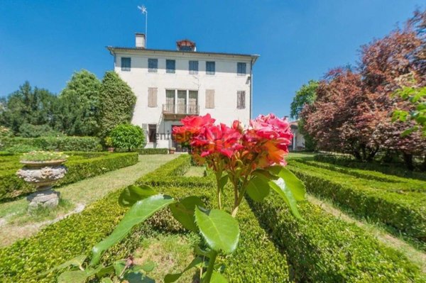 casa indipendente in vendita a Mirano