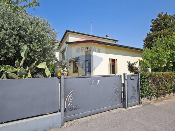 casa indipendente in vendita a Mirano