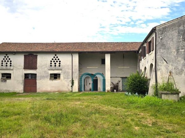 casa indipendente in vendita a Mirano in zona Scaltenigo
