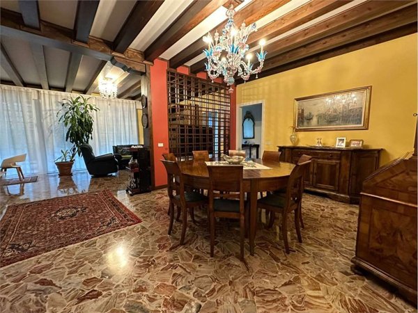 casa indipendente in vendita a Mirano