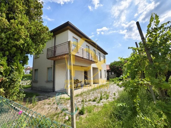 casa indipendente in vendita a Mirano in zona Scaltenigo