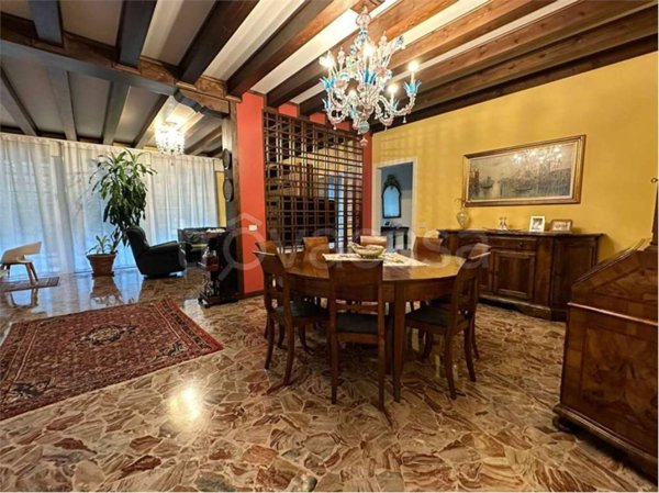 casa indipendente in vendita a Mirano