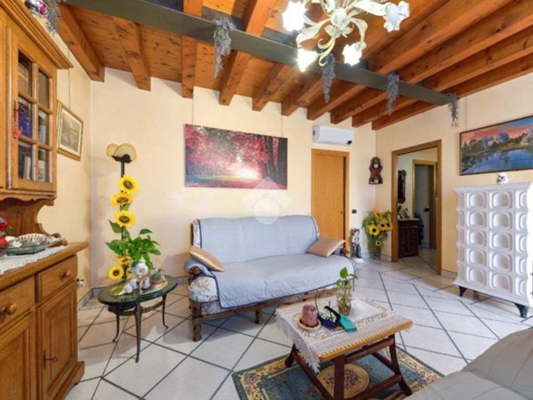 casa semindipendente in vendita a Mirano in zona Campocroce