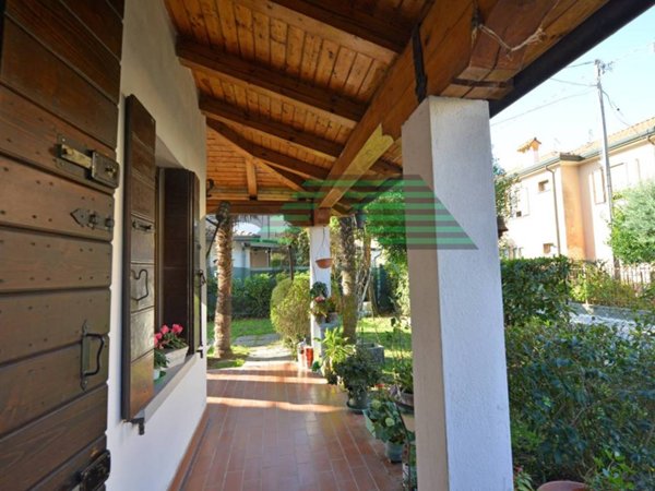 casa indipendente in vendita a Mirano