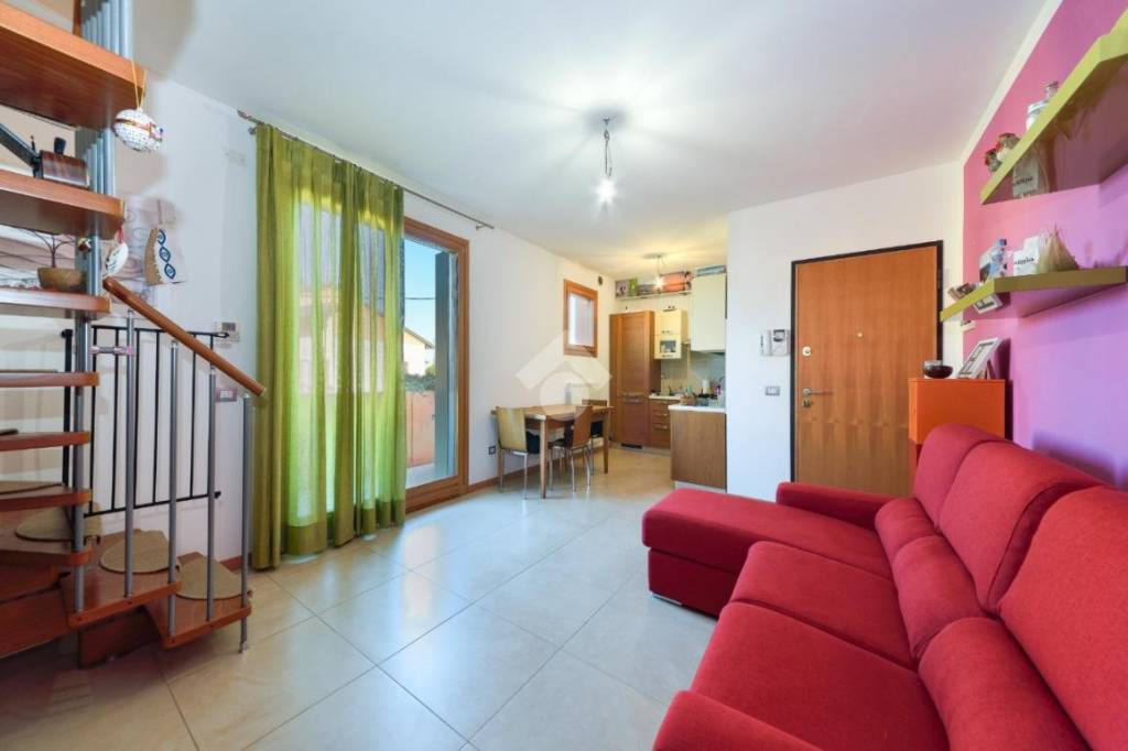 appartamento in vendita a Mirano in zona Ballò