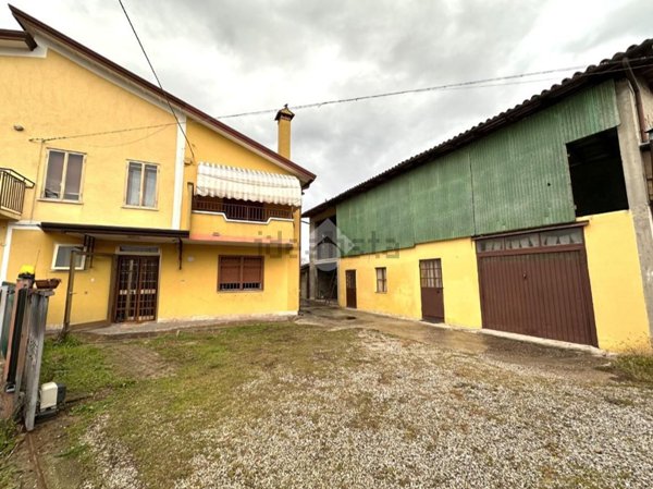 casa indipendente in vendita a Mirano in zona Zianigo
