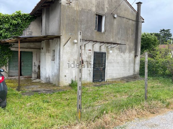 pentavano in vendita a Mirano