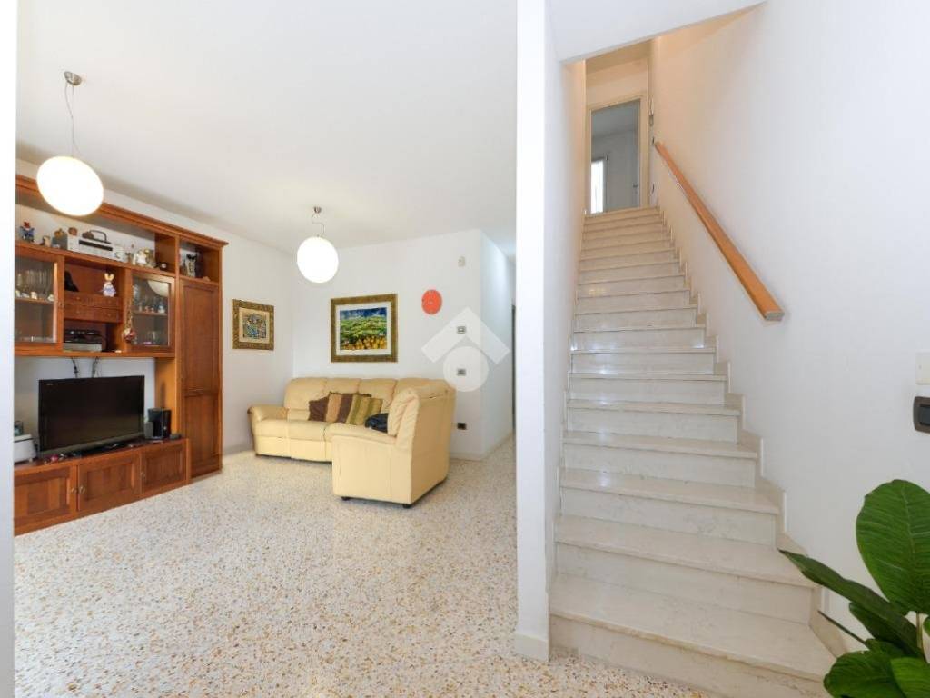 casa indipendente in vendita a Mirano in zona Ballò